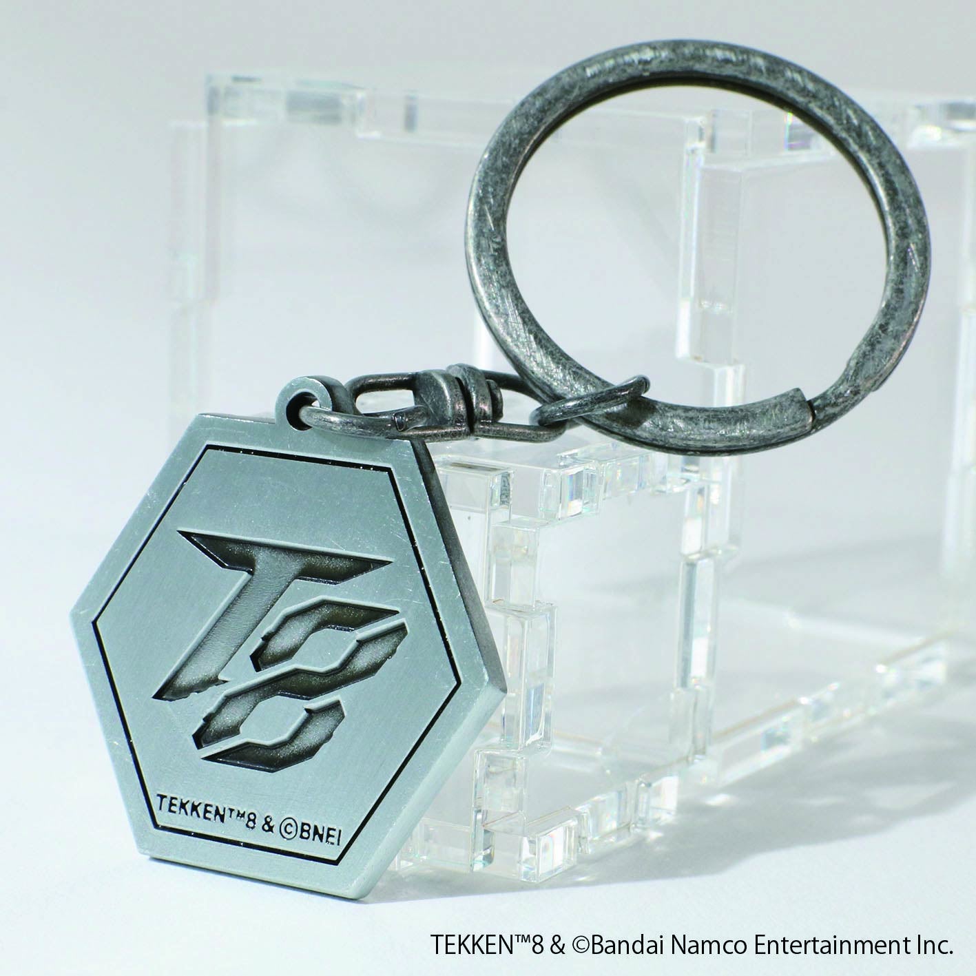 鉄拳8のロゴ入りキーホルダー