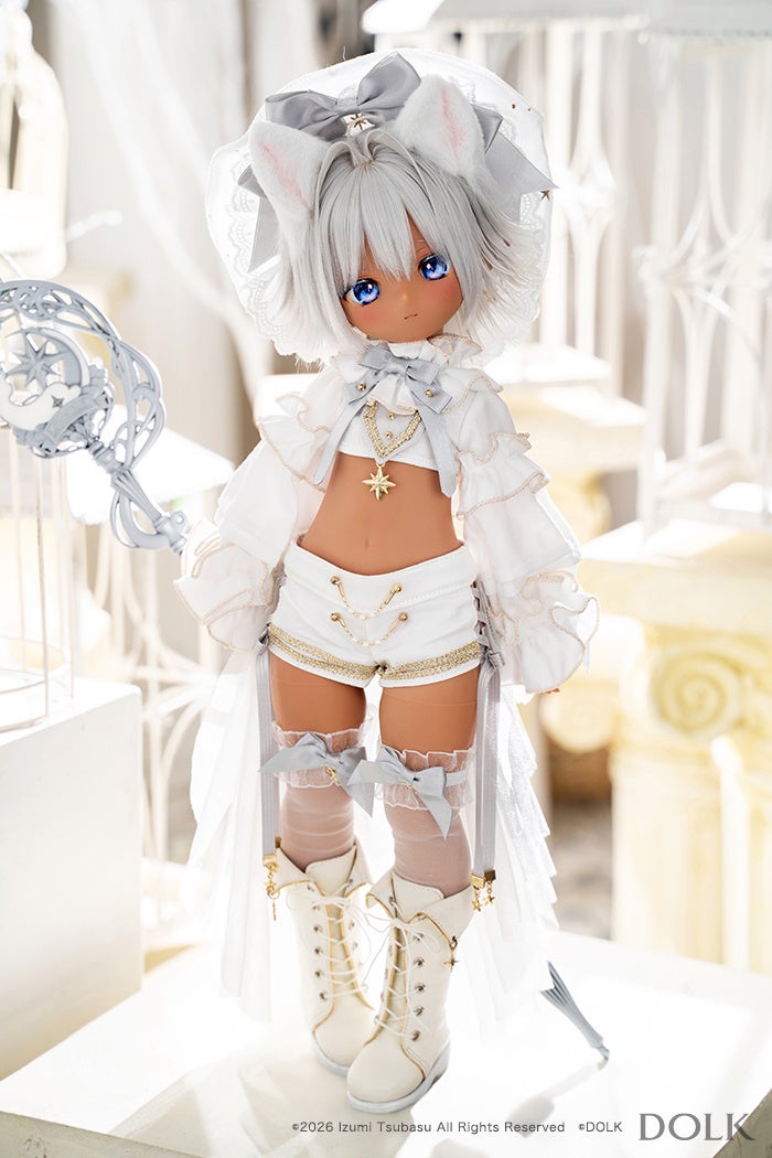 白の魔導士ドール、エレガントなデザイン