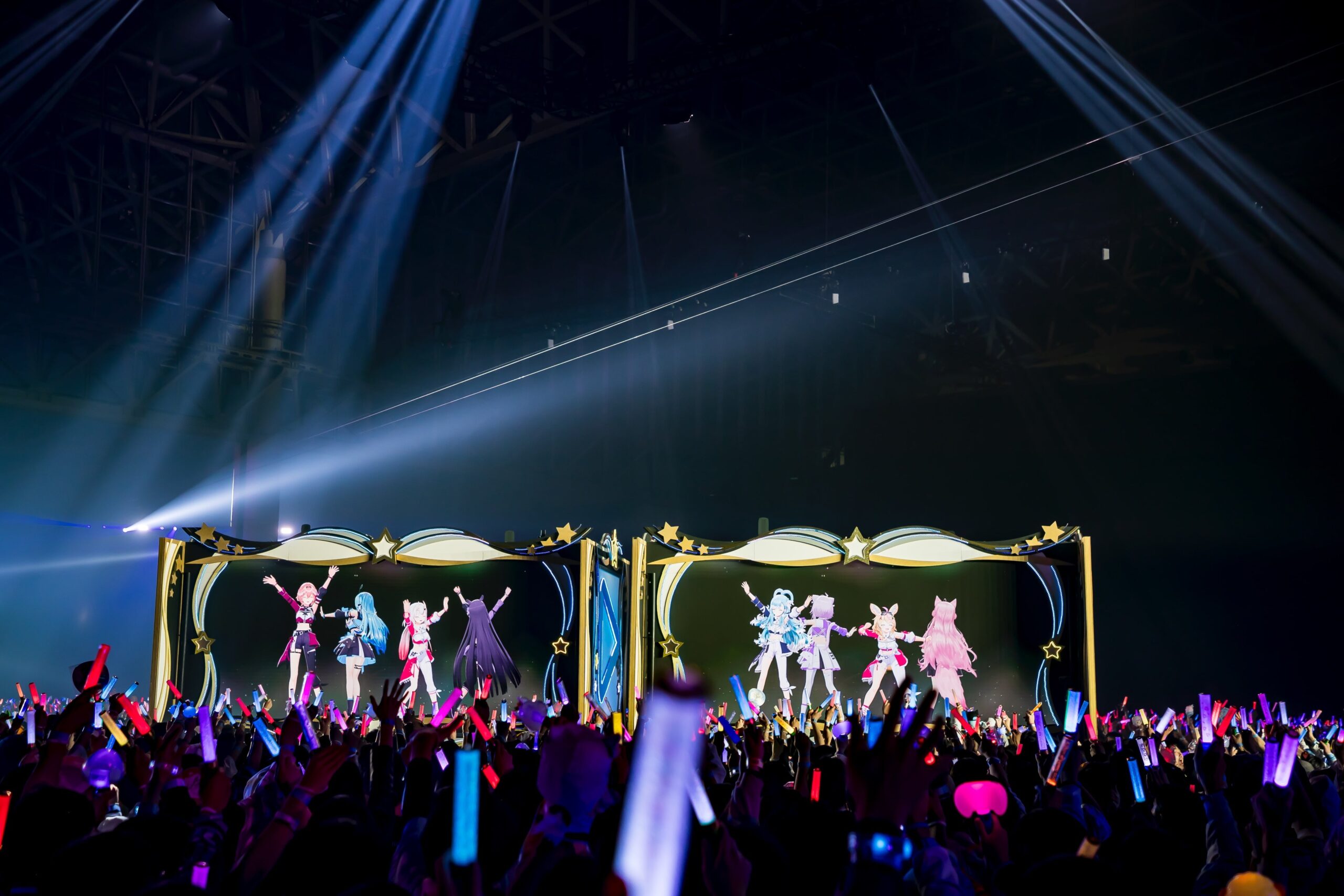 ライブ観客と臨場感溢れるステージショー