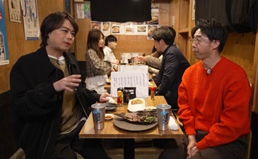 居酒屋で語る浪川大輔と矢作