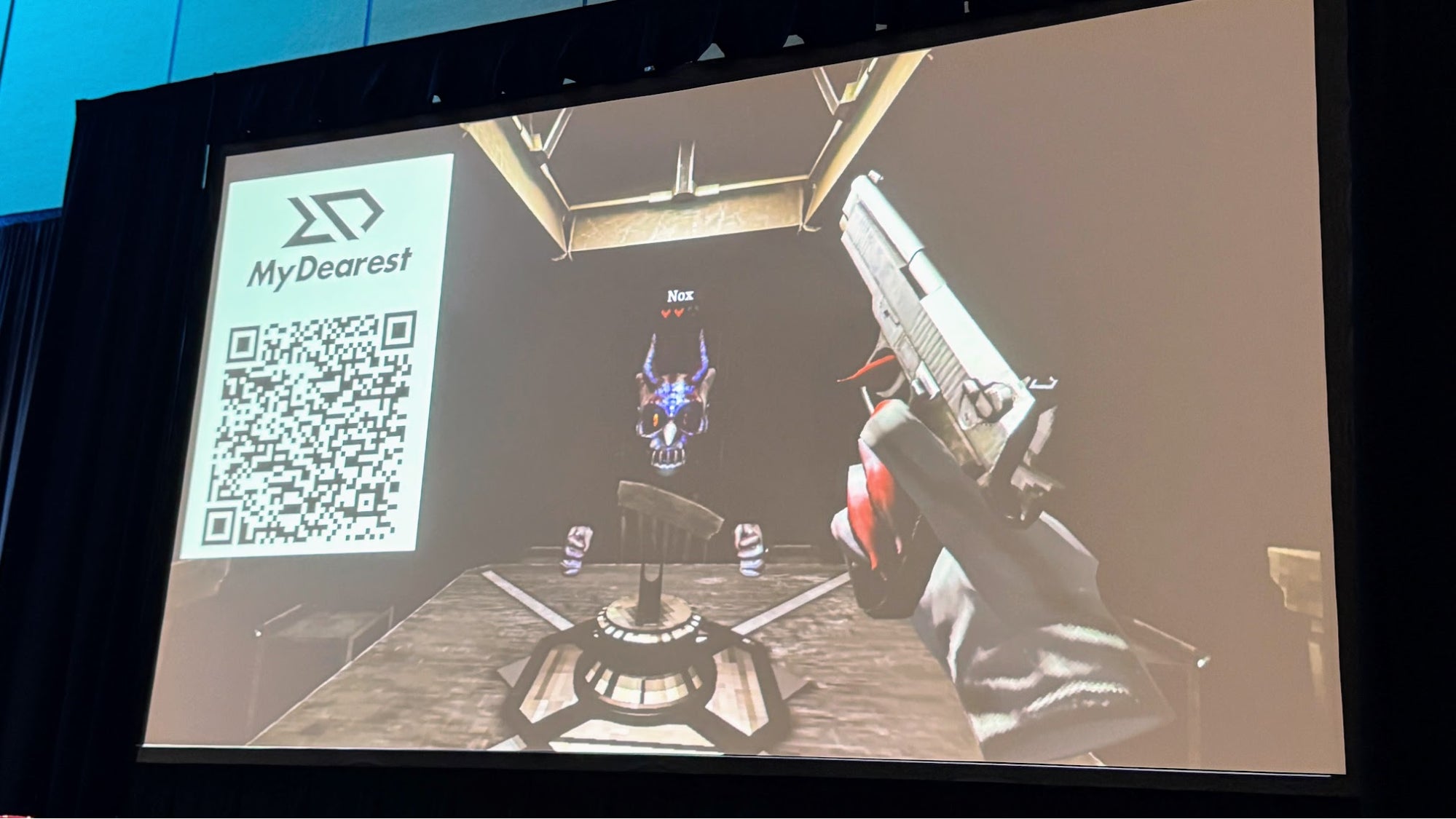 VRゲーム内の対戦シーンとQRコード