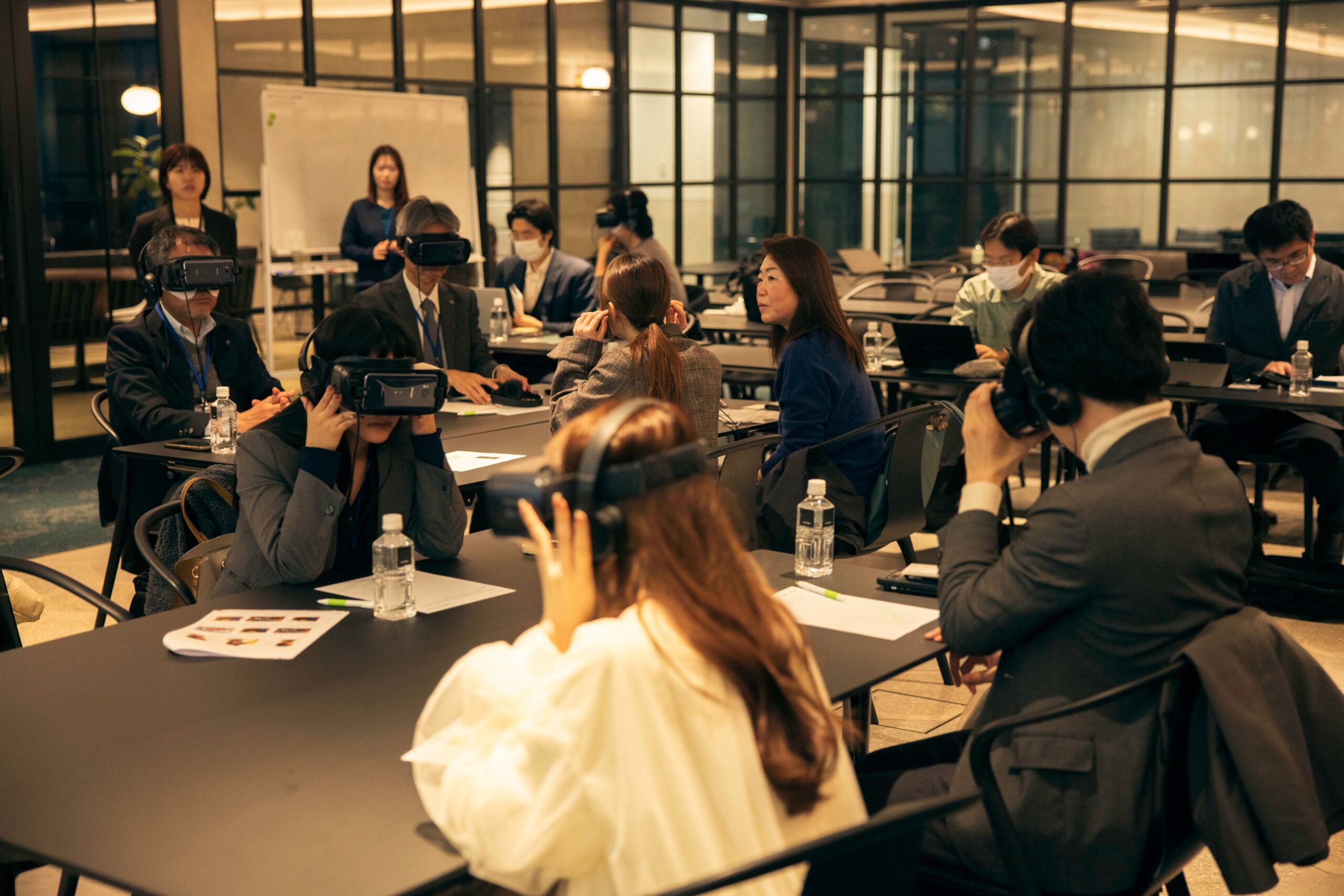 レバレジーズのセミナーでVR体験