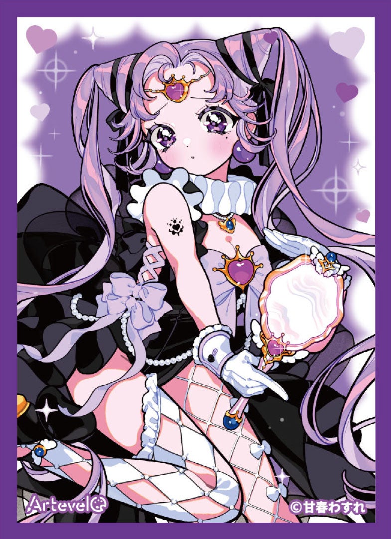 紫の衣装のミステリアス少女