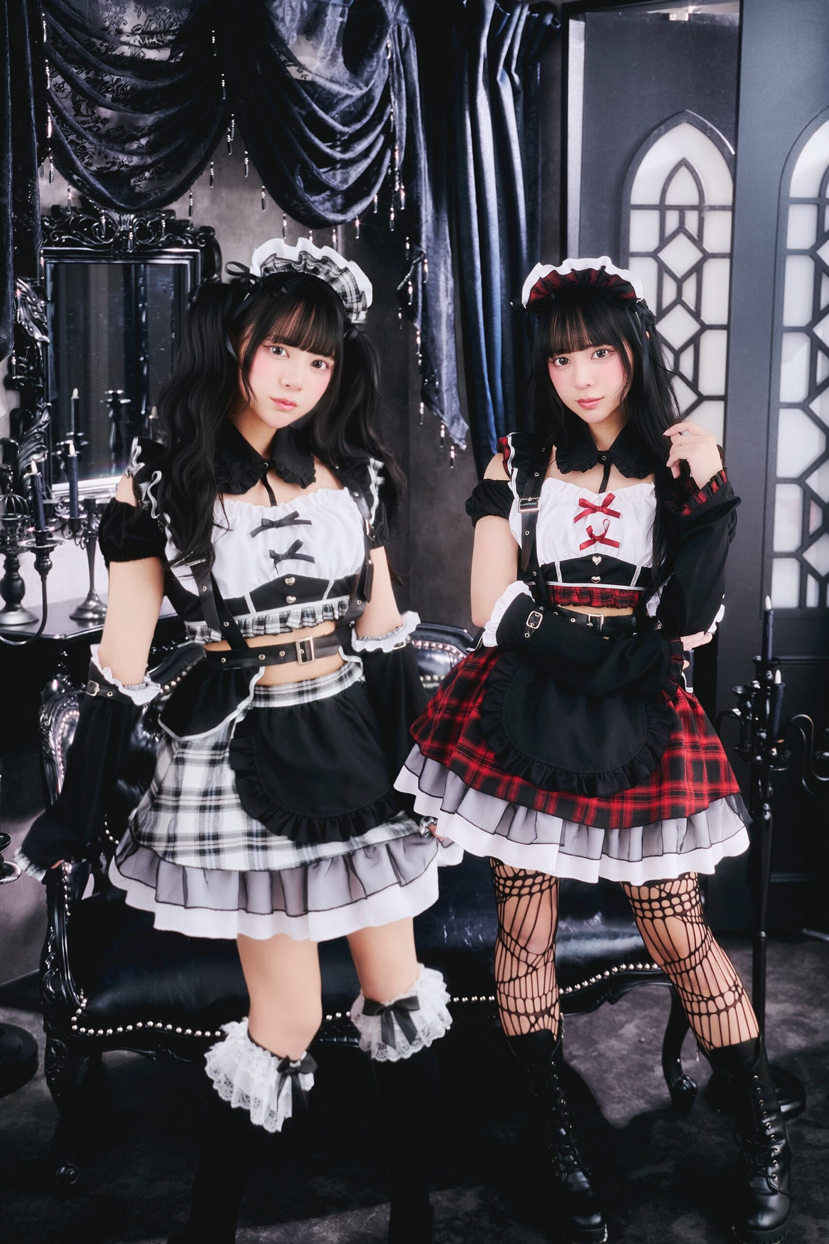 青いフリルのゴスパンドールスタイル