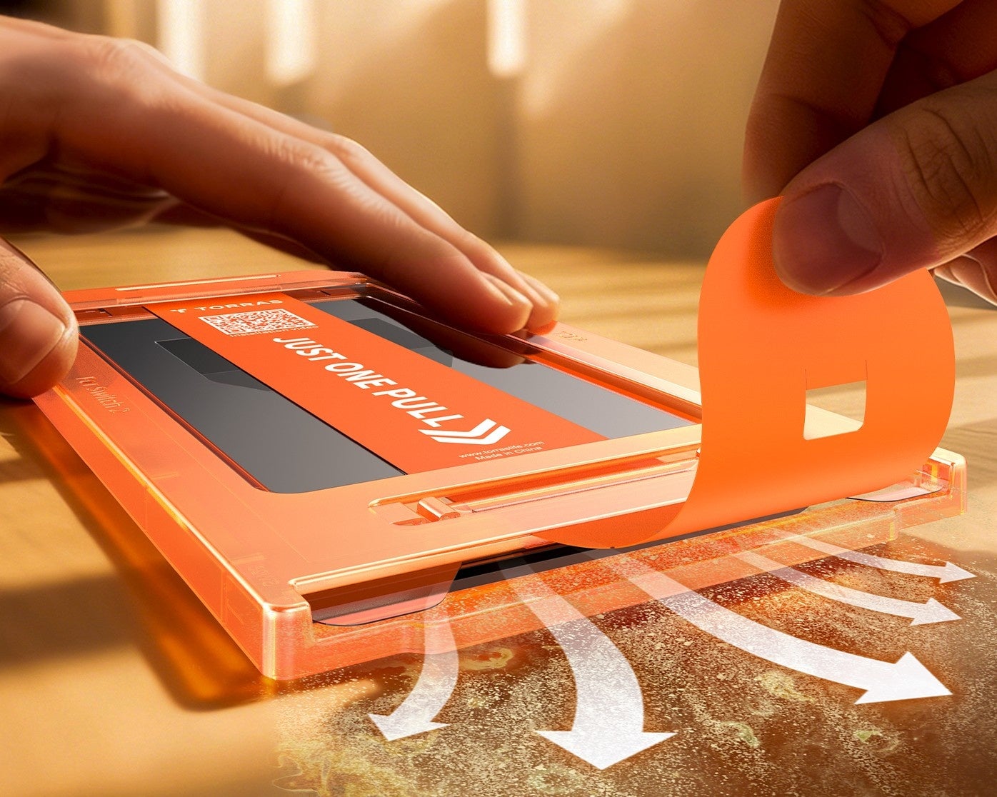 オレンジの取付ツールと手での操作