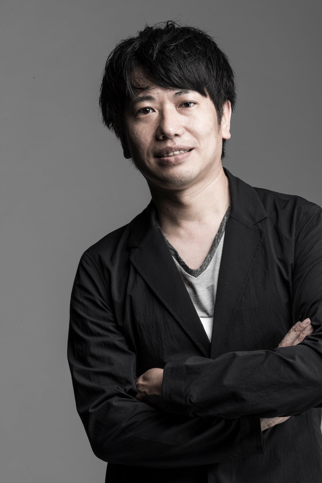 アタリの新たな挑戦に関わる男性人物